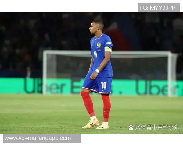 姆巴佩全场表现抢眼成功过人和对抗均为最高评分达到73