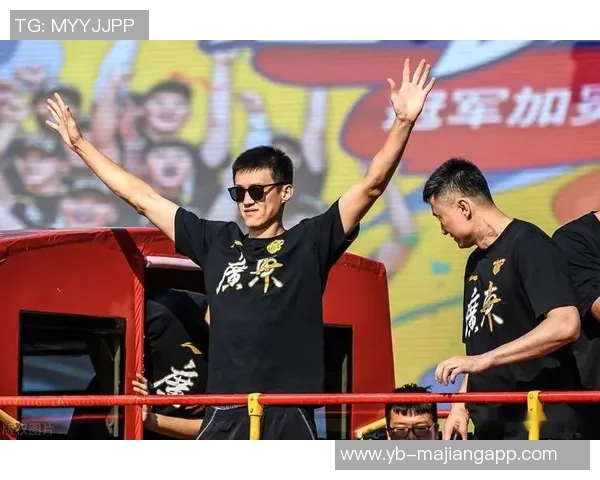 茂茂发力杰基杨错失关键上篮WNBA半决赛抢五战进入激烈加时赛